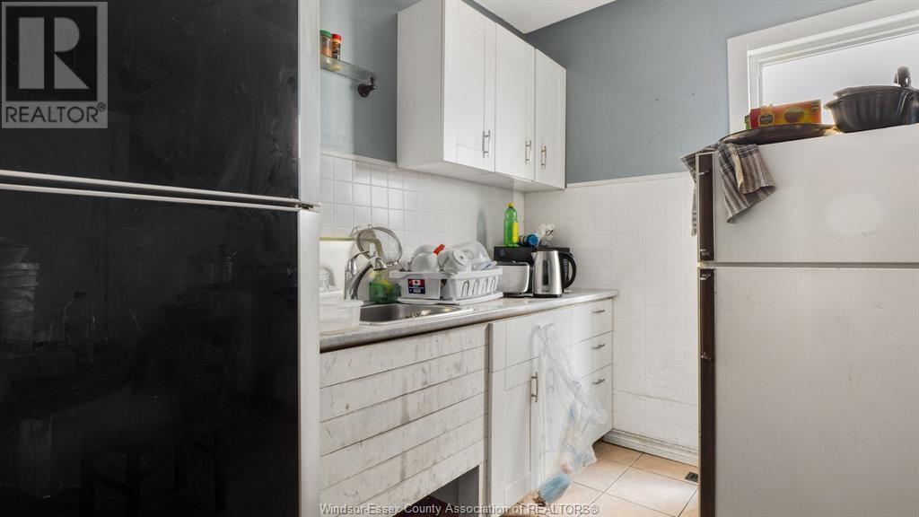 560-562 Pierre Avenue Property Photo 11