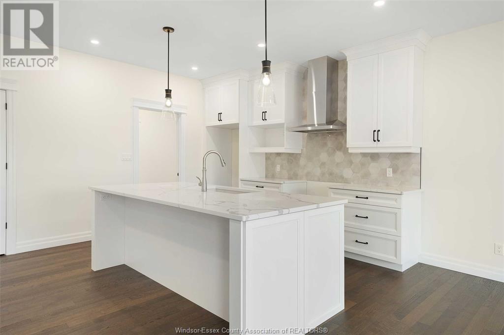 53 Graf Street Property Photo 7