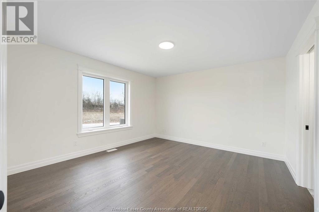 53 Graf Street Property Photo 15