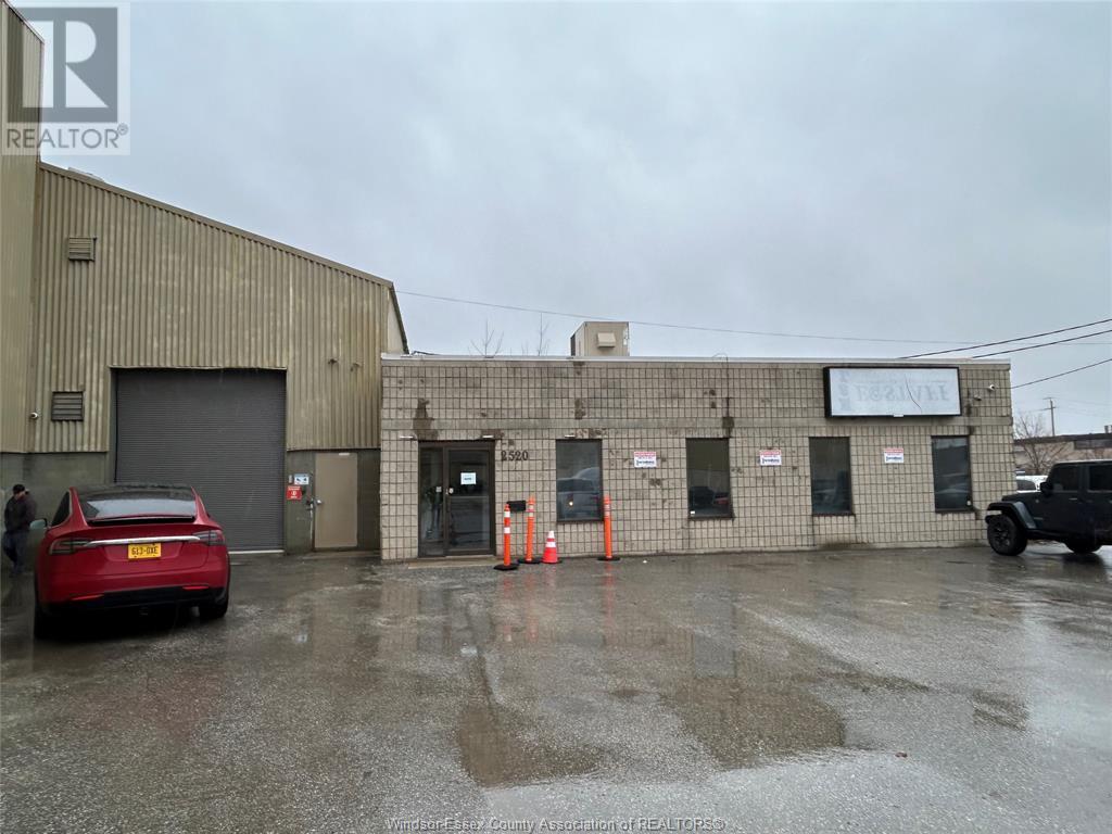2520 Central Avenue Property Photo 1