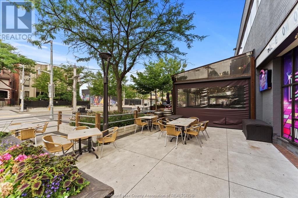 670 Ouellette Avenue Property Photo 8
