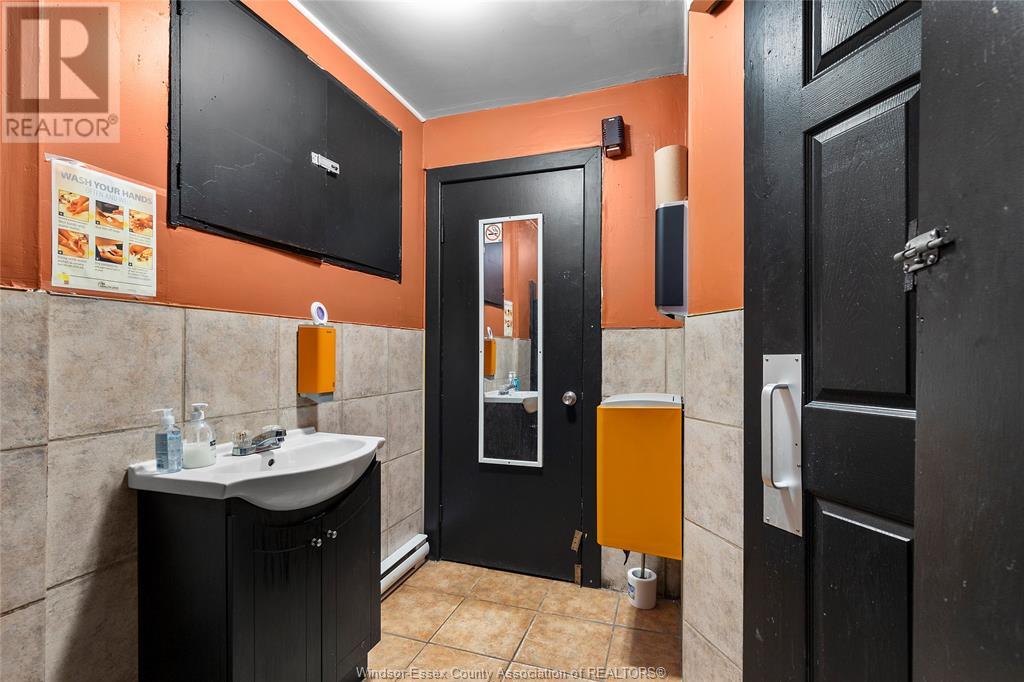3206 Sandwich Property Photo 17