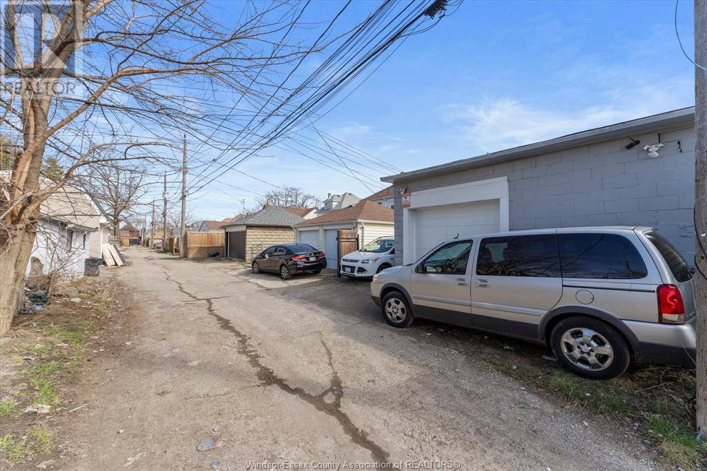 783-785 Hall Avenue Property Photo 39