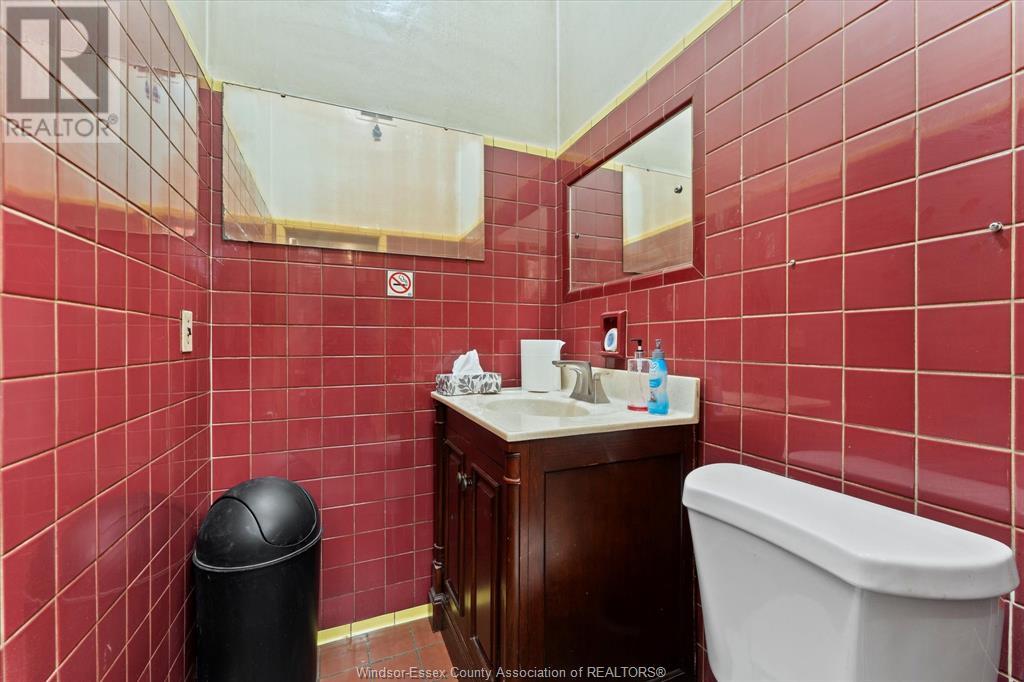910 Hanna Street East Property Photo 25