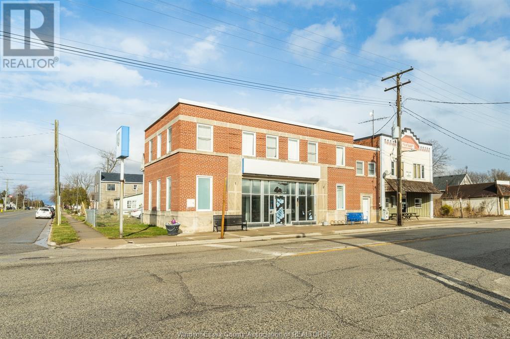 2 Erie STREET South Property Photo 1
