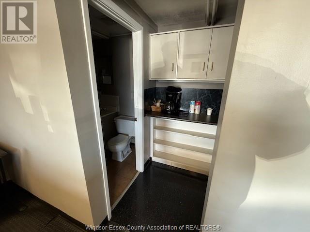 2598 Jefferson Boulevard Property Photo 6