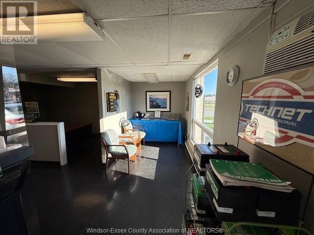 2598 Jefferson Boulevard Property Photo 8