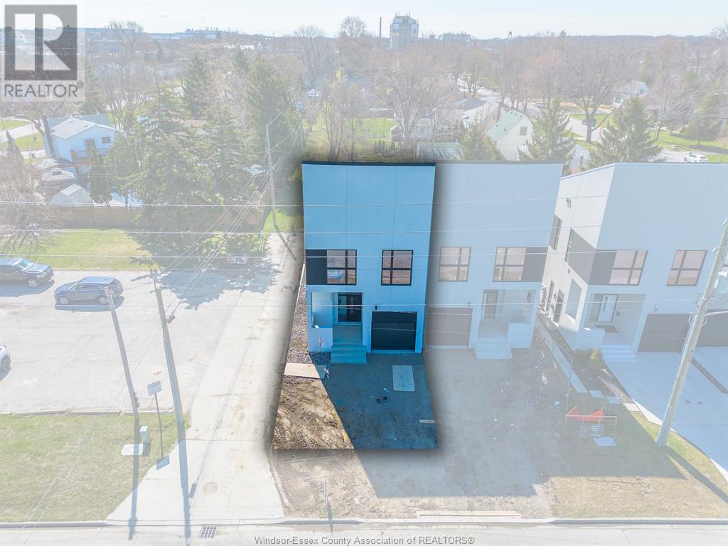 2041-2045 Seneca Street Property Photo 2