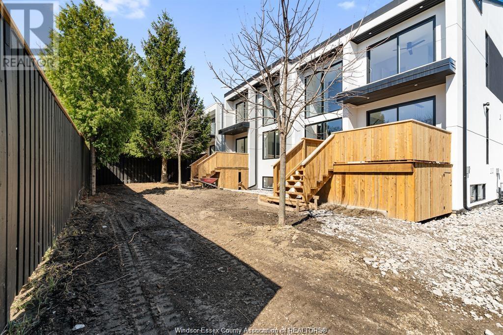 2041-2045 Seneca Street Property Photo 48