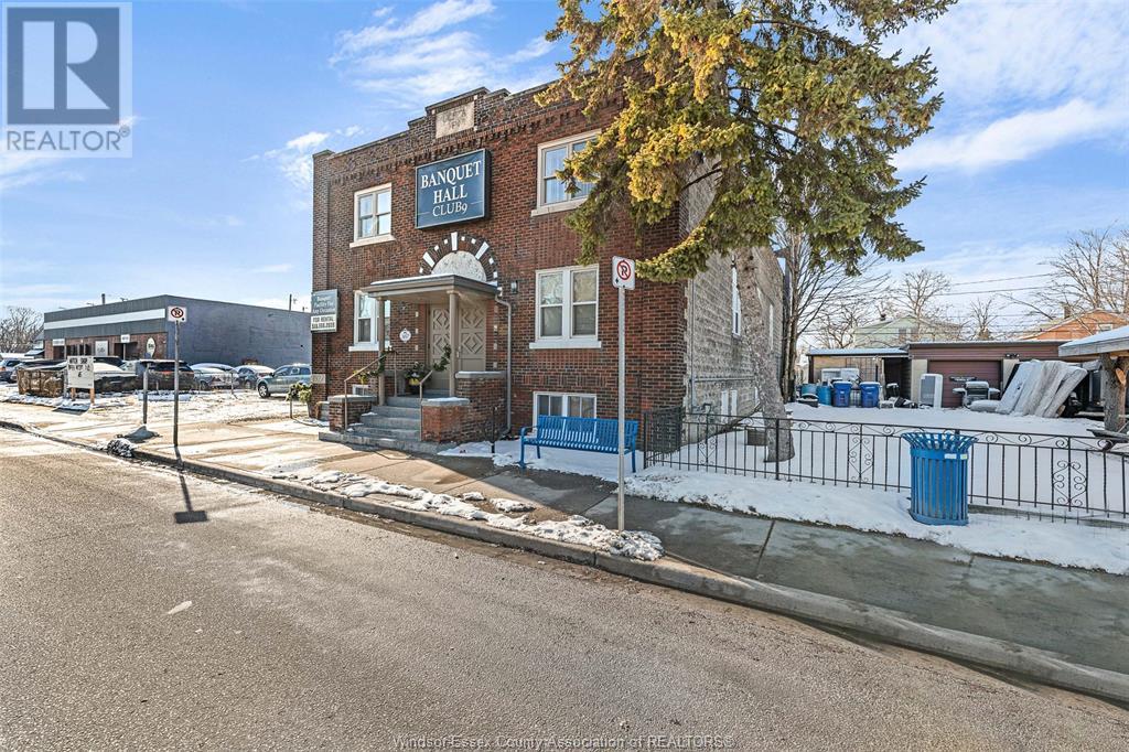 1457 Drouillard Road Property Photo 2