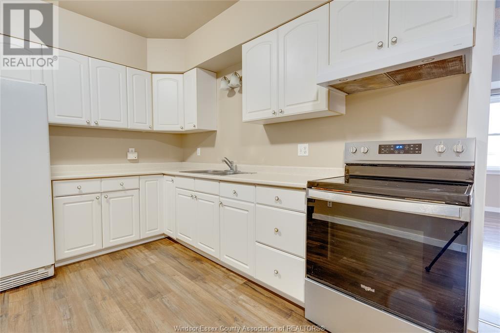 6519 Main Street Property Photo 11