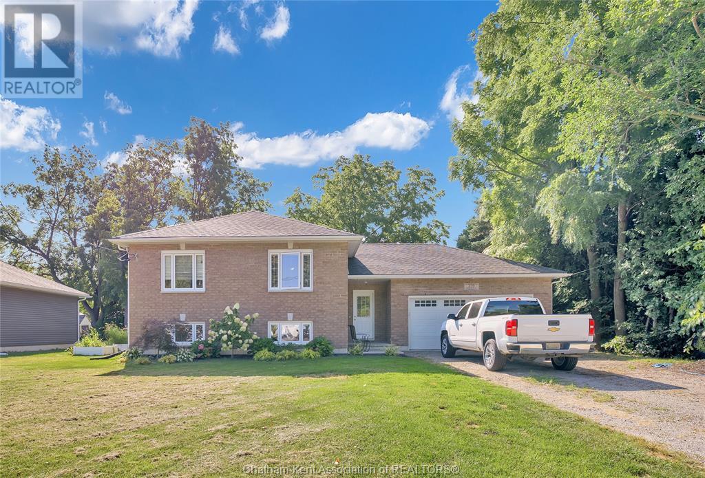 239 Walnut Street West Property Photo