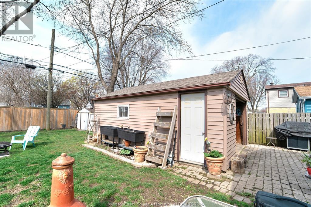1225 Partington Property Photo 6