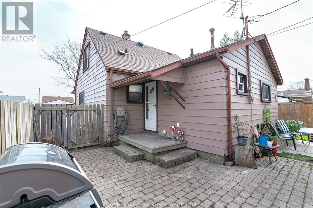 1225 Partington Property Photo 9