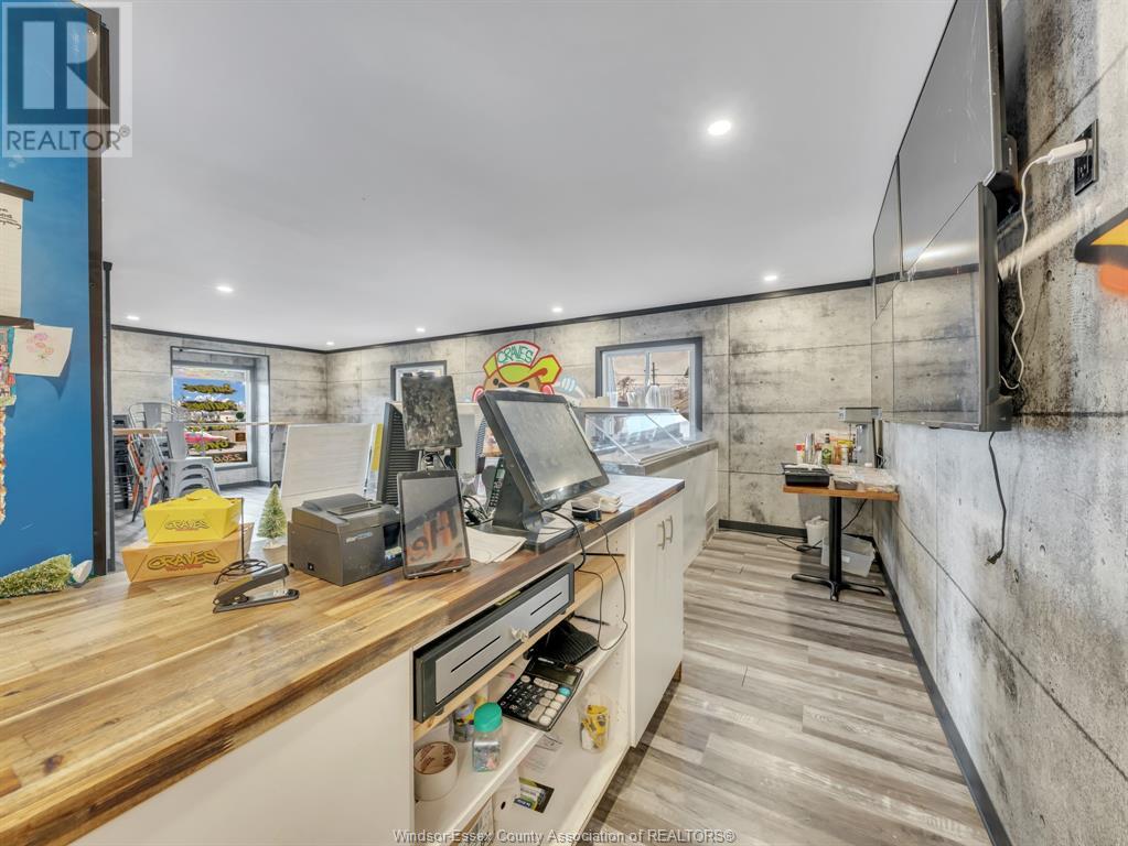 581 Broadway Property Photo 16