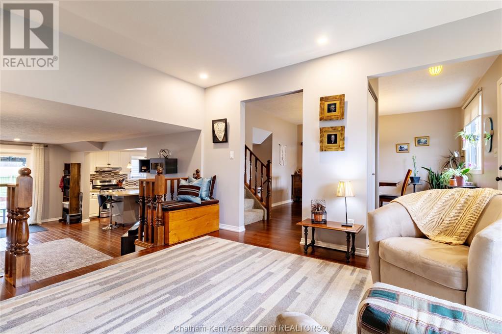 345 Mercer Street Property Photo 8