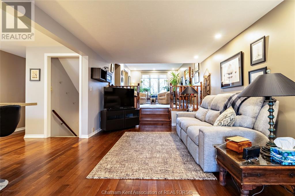 345 Mercer Street Property Photo 13
