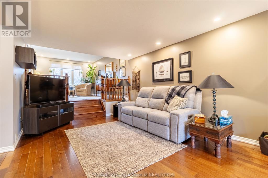 345 Mercer Street Property Photo 15