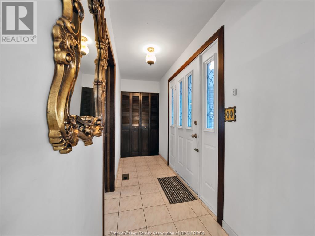 217 West Pike Creek Property Photo 2