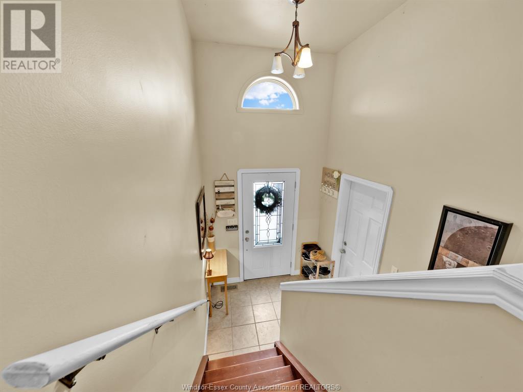 2456 Waterford Avenue Property Photo 4
