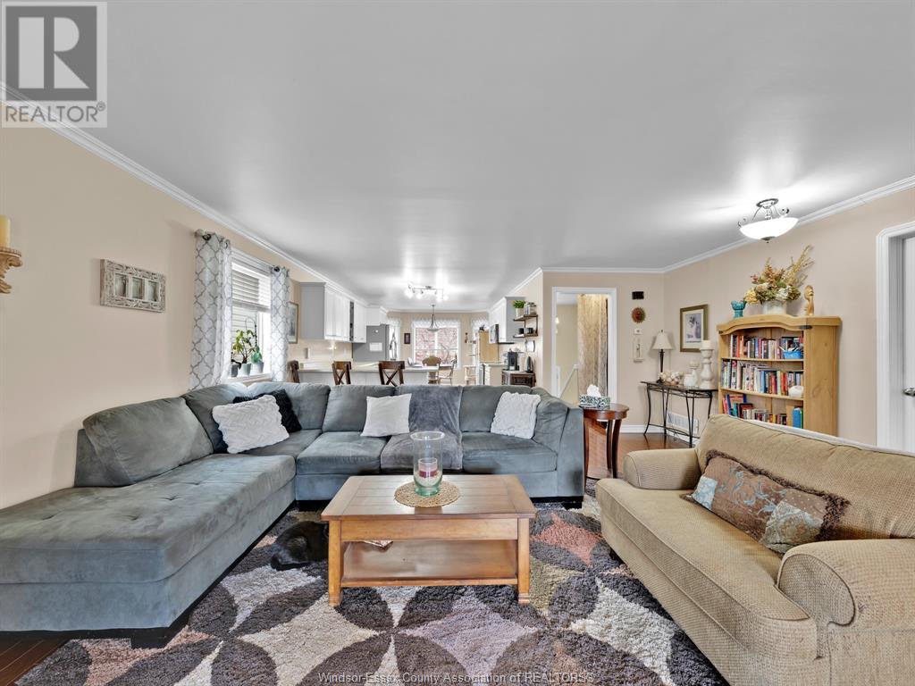 2456 Waterford Avenue Property Photo 7