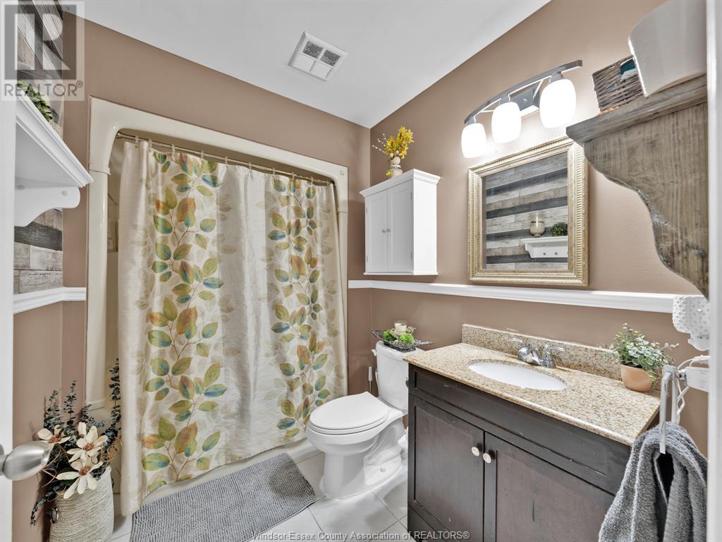 2456 Waterford Avenue Property Photo 14