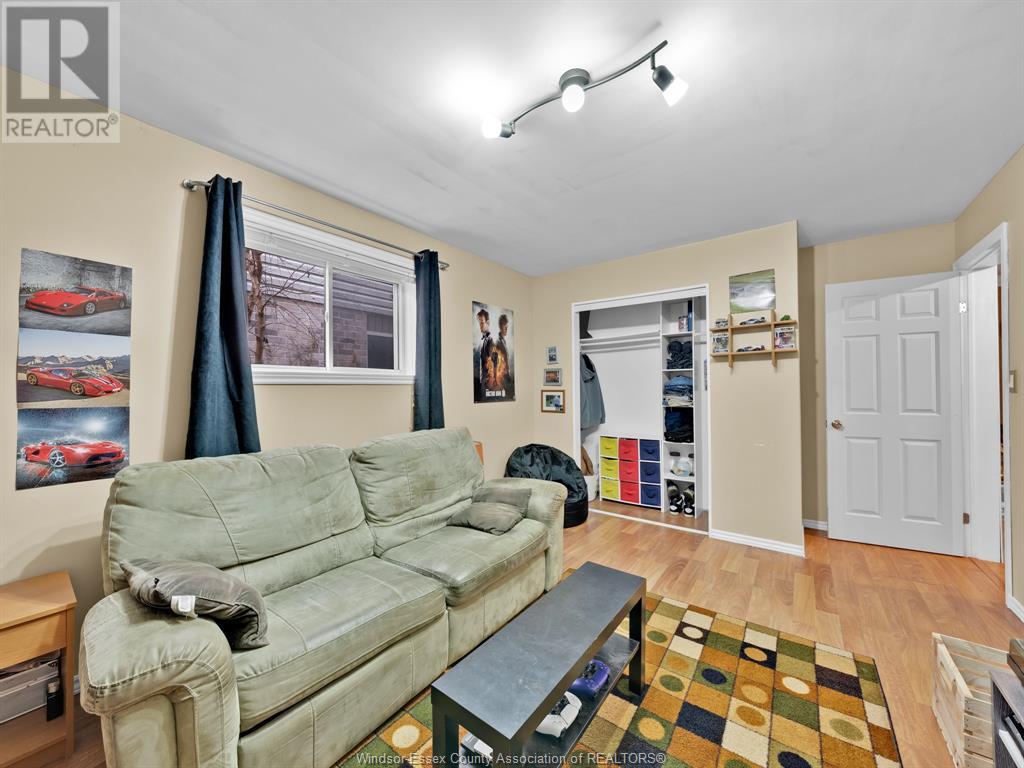 2456 Waterford Avenue Property Photo 20