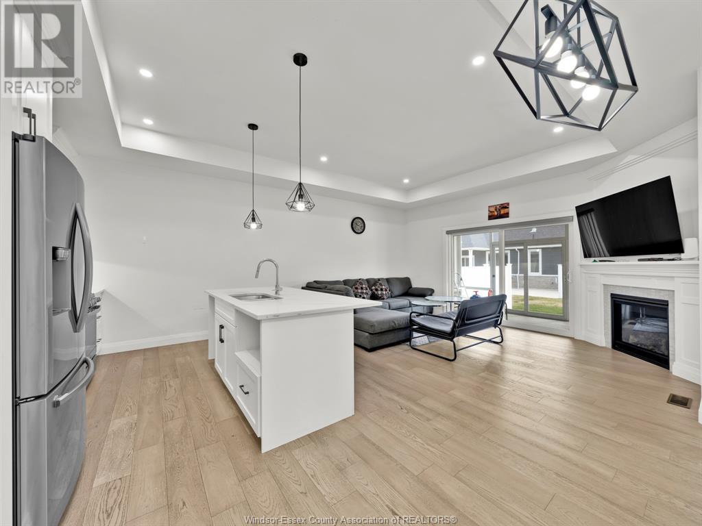405 Caserta Crescent Property Photo 13