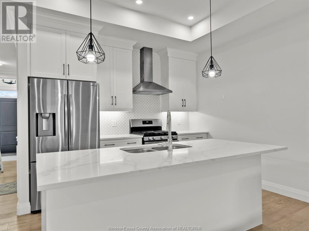 405 Caserta Crescent Property Photo 14