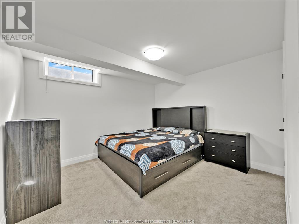 405 Caserta Crescent Property Photo 33