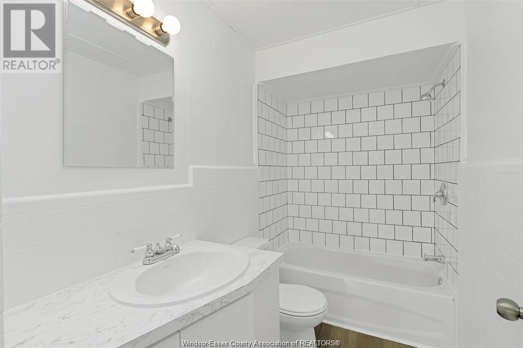 1094 Lincoln Road Property Photo 10