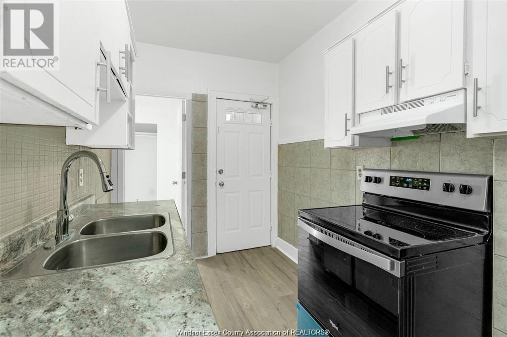 1094 Lincoln Road Property Photo 15