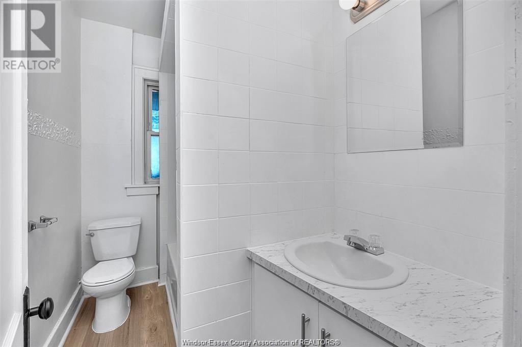 1094 Lincoln Road Property Photo 25