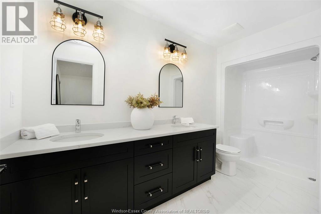 450 Jolly Property Photo 23