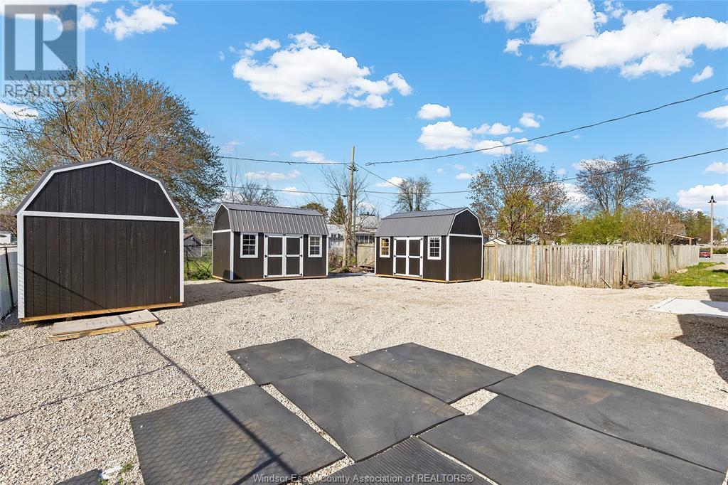 42 Centre Street West Property Photo 15