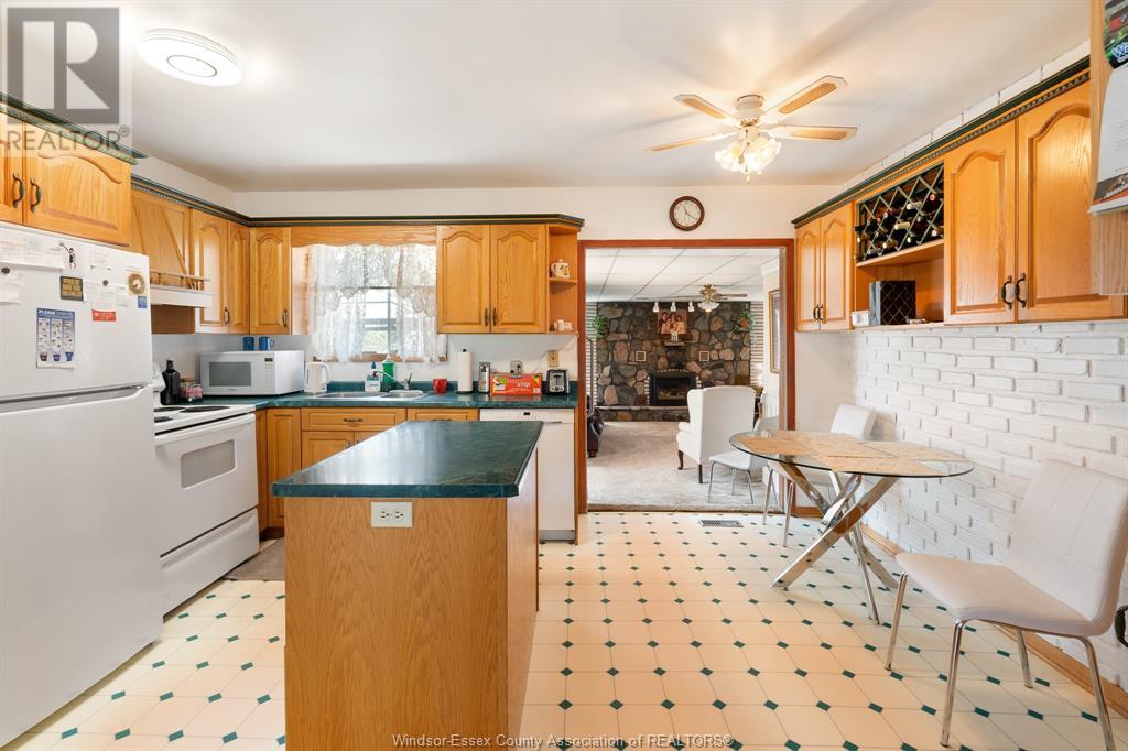 16 Arthur Drive Property Photo 4