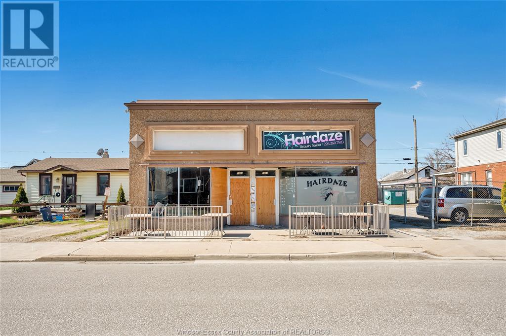 1657-1659 Drouillard Road Property Photo 1