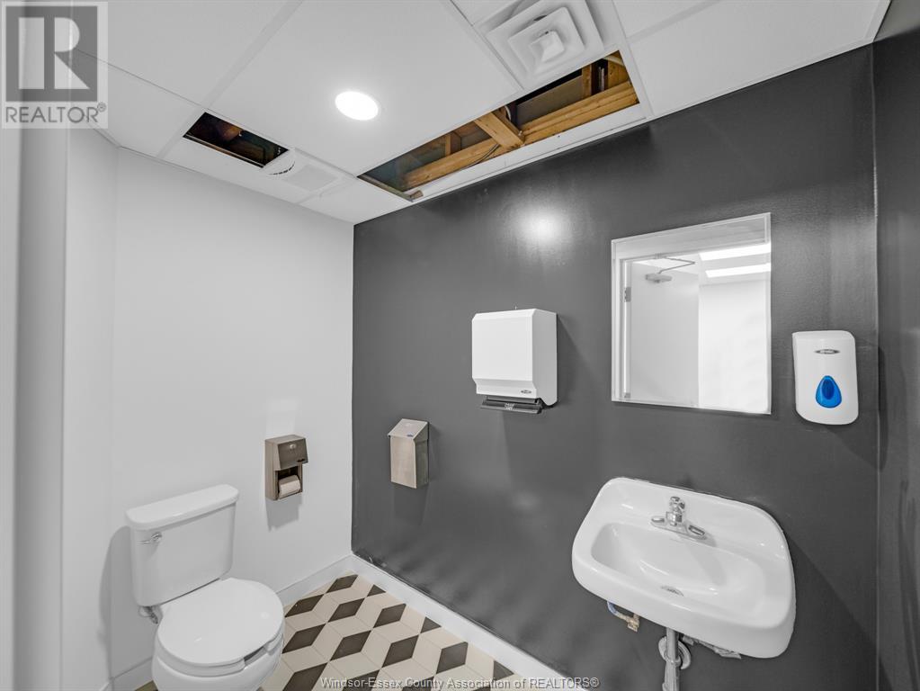 3514 Walker Road Property Photo 14