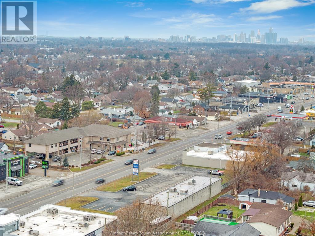 3540-3542 Walker Road Property Photo 4