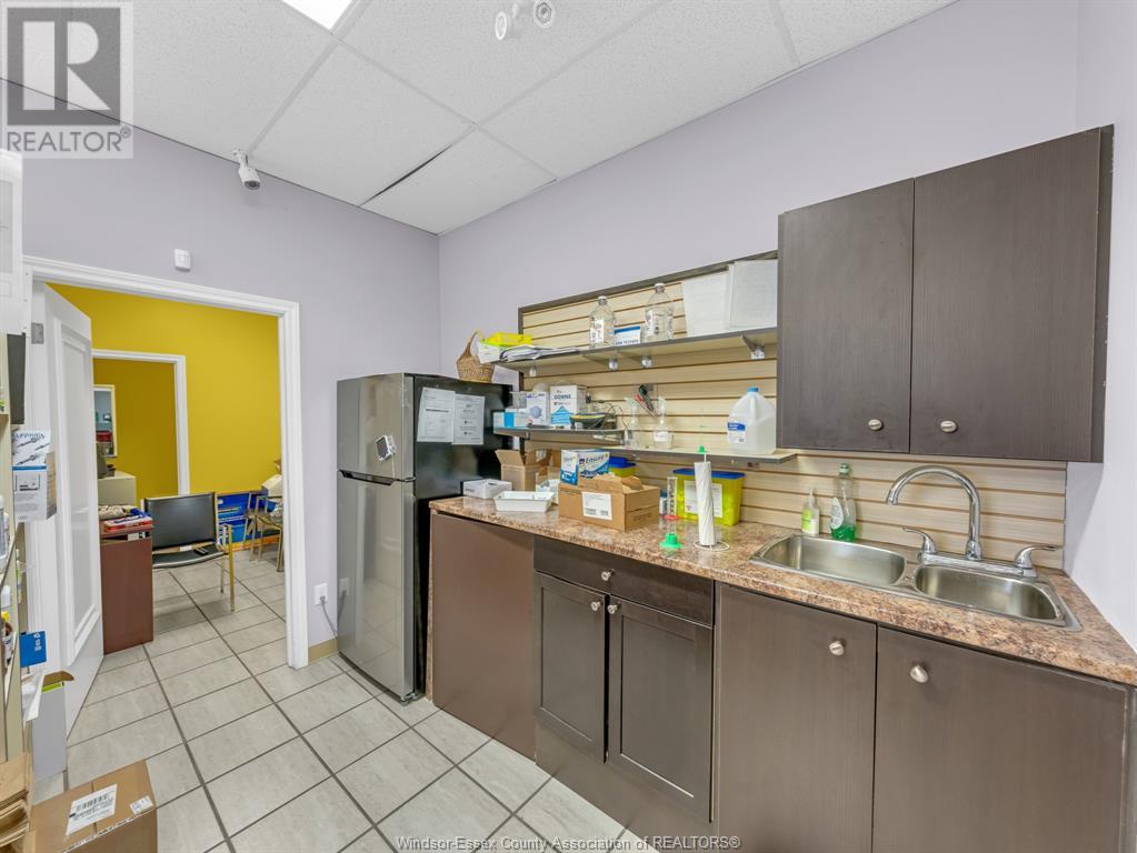 3540-3542 Walker Road Property Photo 20