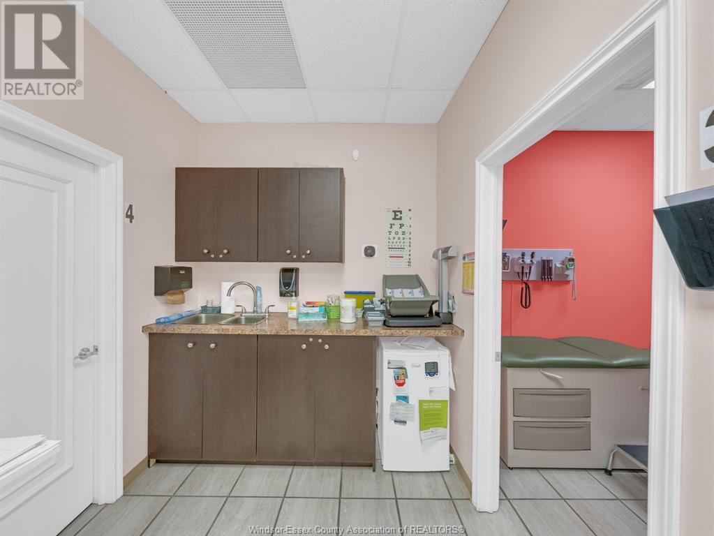 3540-3542 Walker Road Property Photo 26