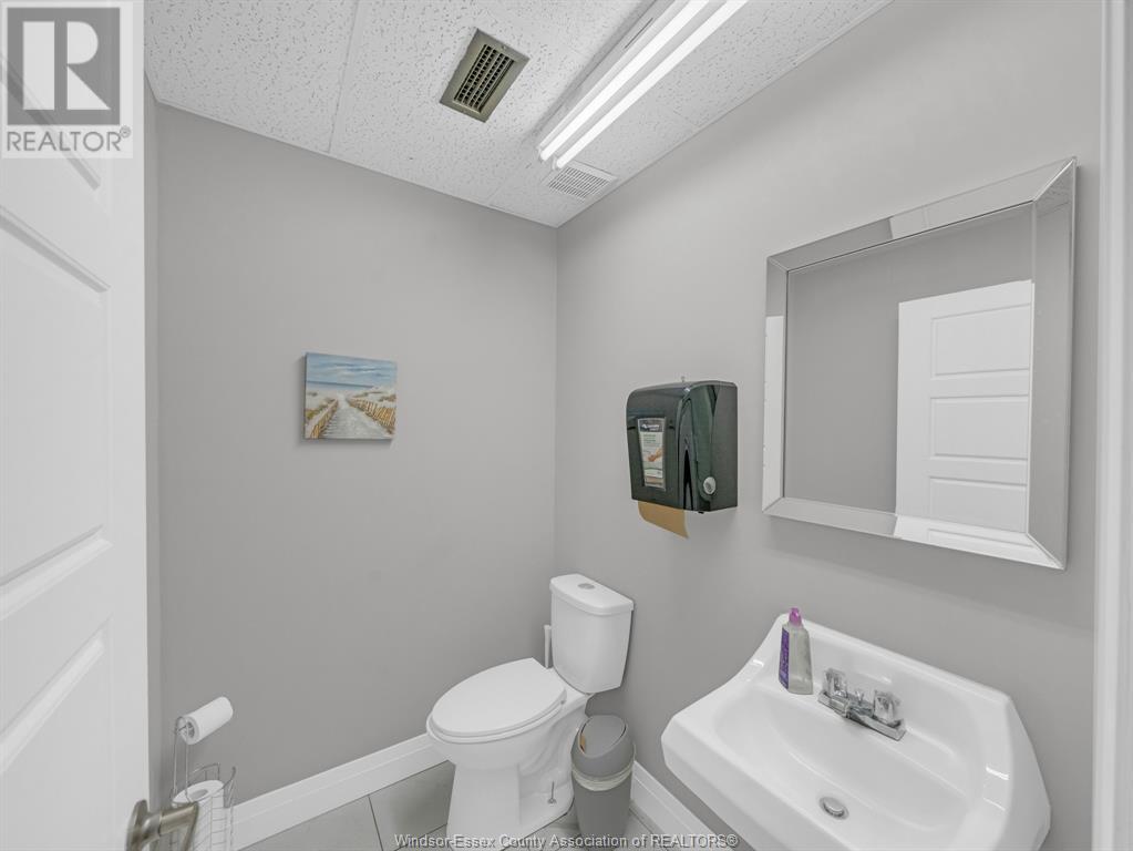 3540-3542 Walker Road Property Photo 34