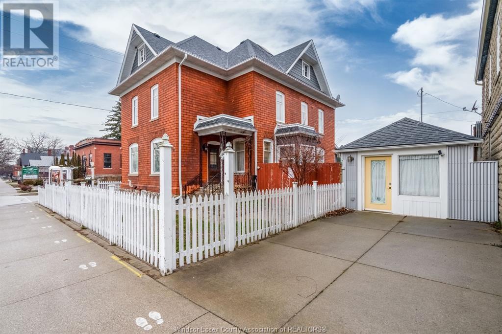 20 Division STREET South Property Photo 1