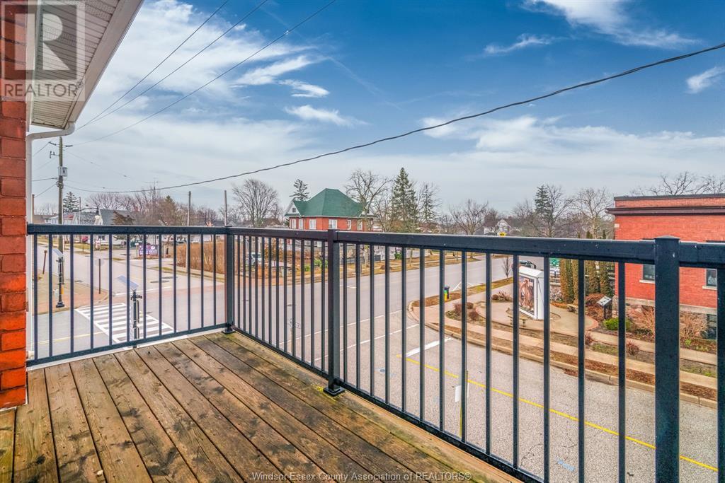 20 Division Street South Property Photo 46