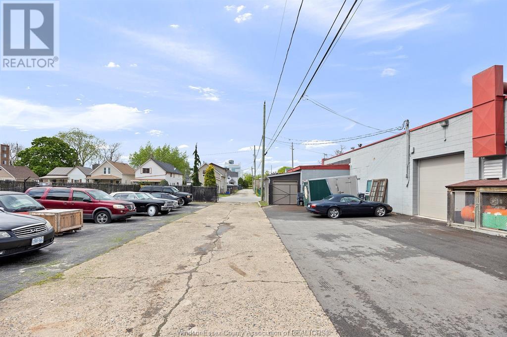 857 Howard Avenue Property Photo 22