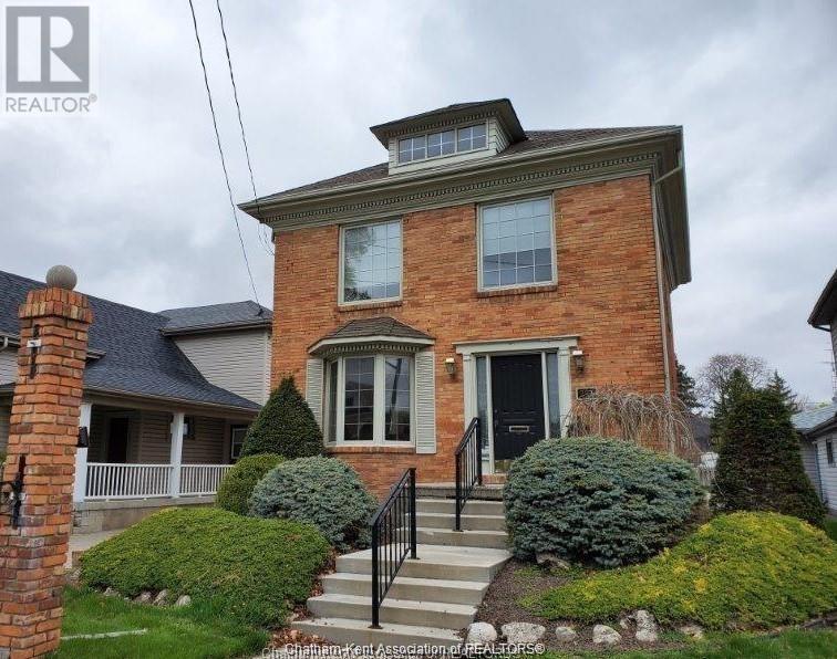 257 ST CLAIR STREET Property Photo 1