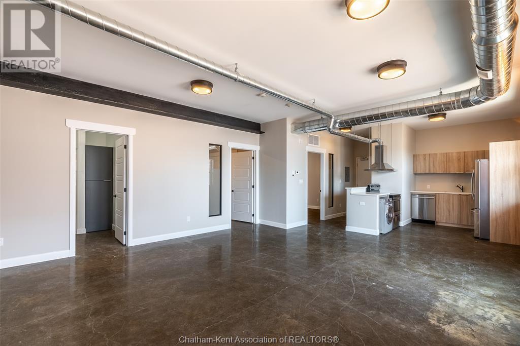 140 King Street West Unit# 204 Property Photo