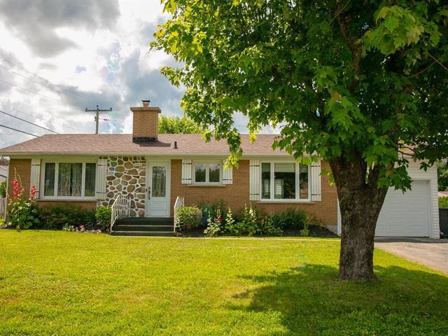 1040 Boul. Des Cyprès Property Photo 1