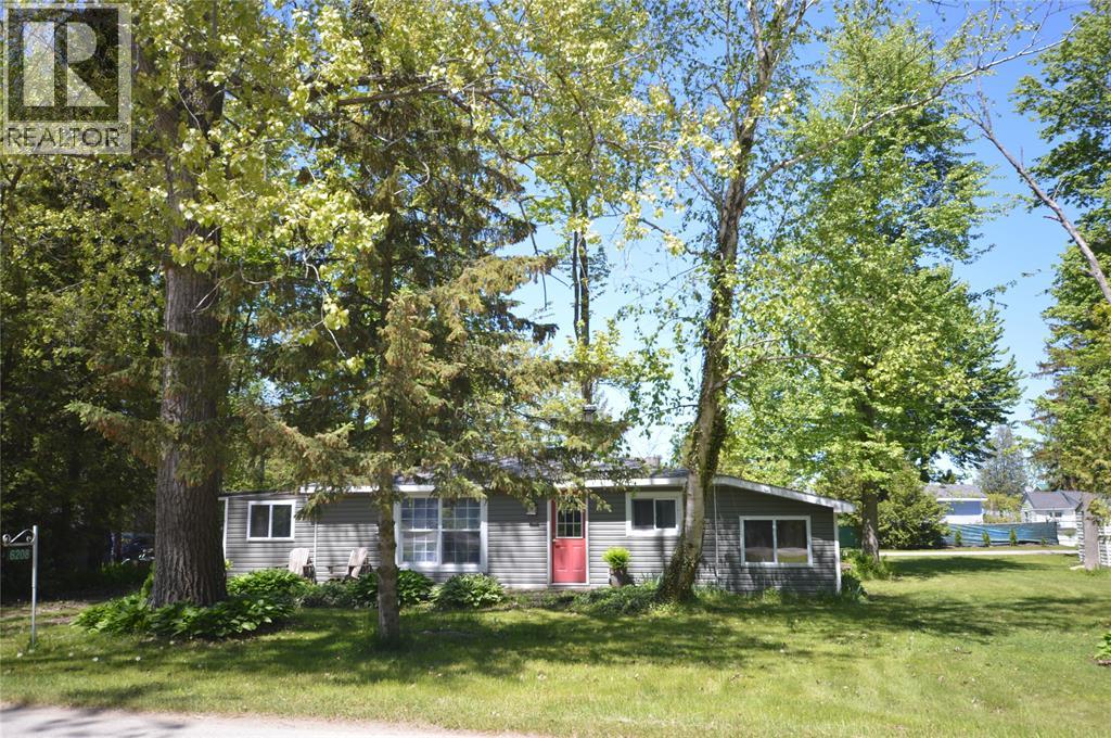 6208 London Road Property Photo 4