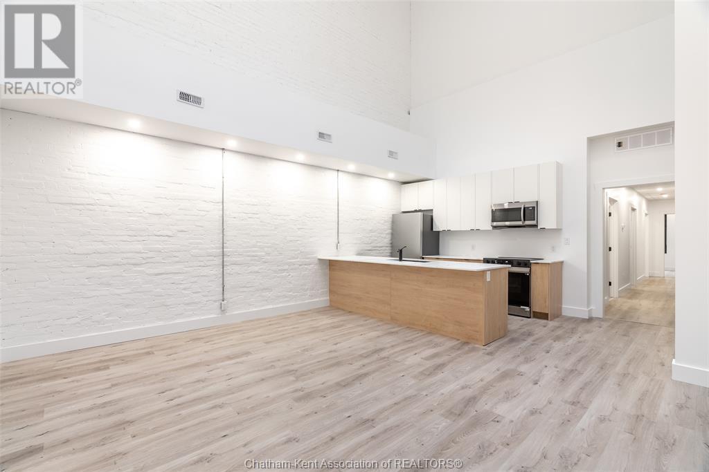 138 King Street West Unit# 205 Property Photo
